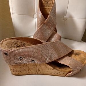 Lucky Brand wedge sandals size 10